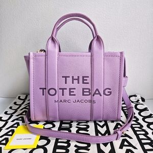 Marc Jacobs Leather Small Tote Bag in Regal Orchid